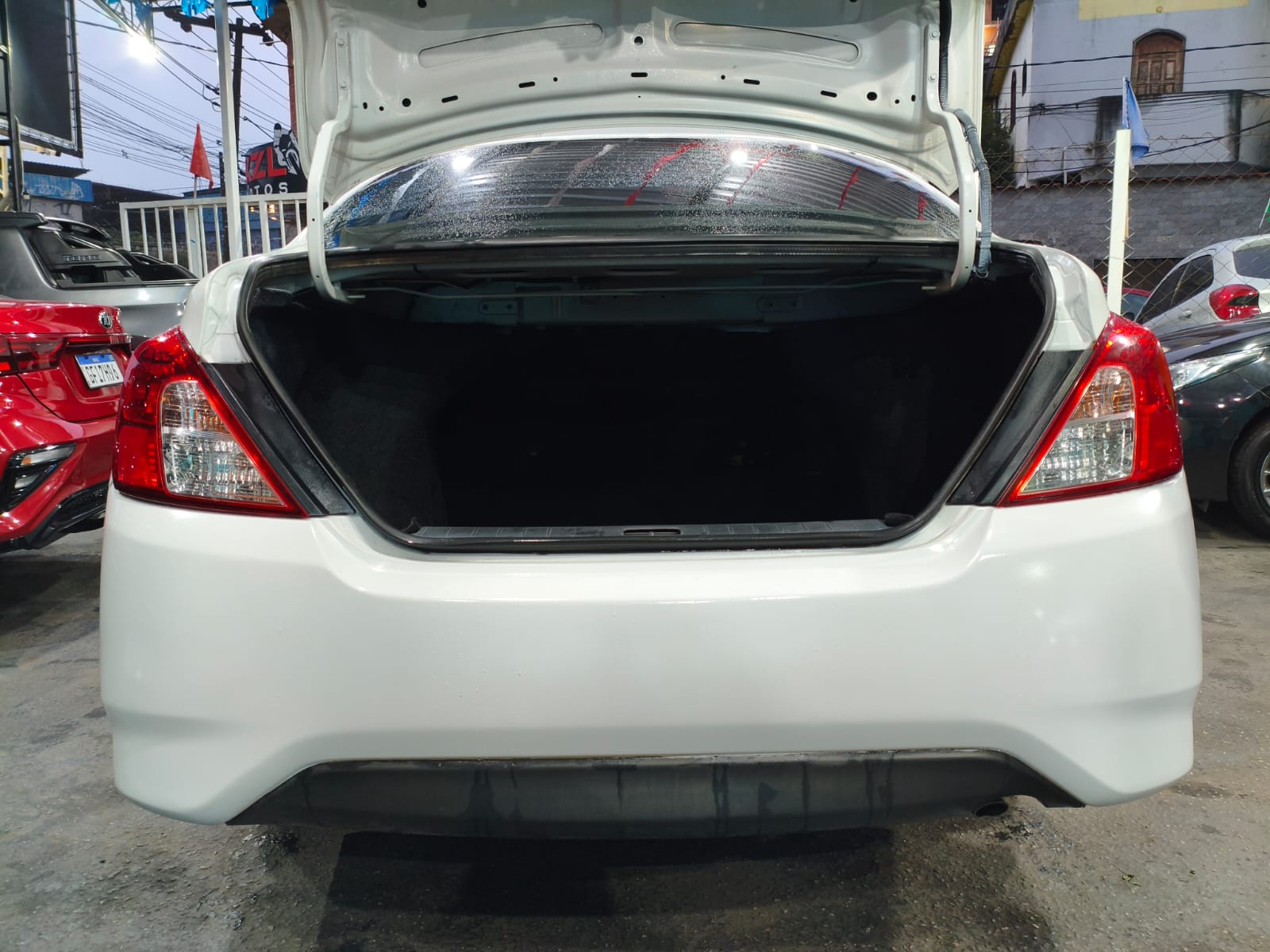 Nissan VERSA 1.0 2019 — foto 4