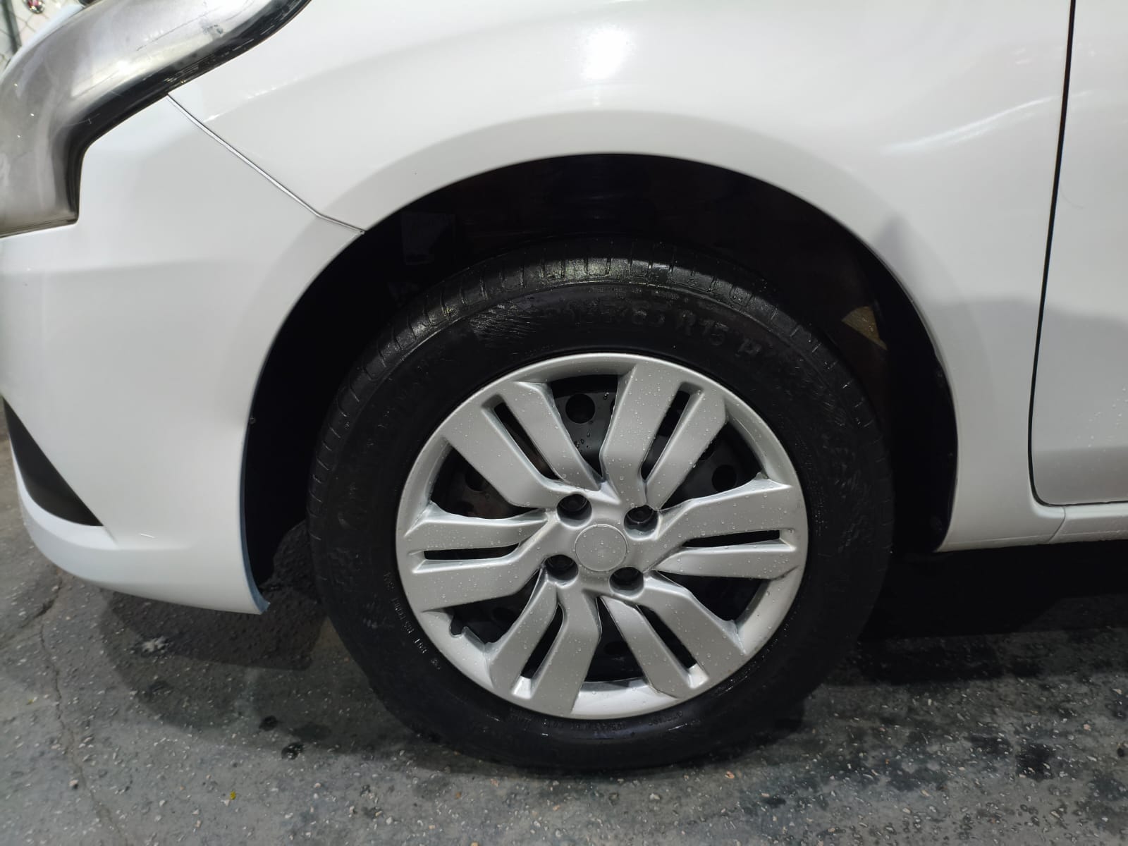Nissan VERSA 1.0 2019 — foto 11