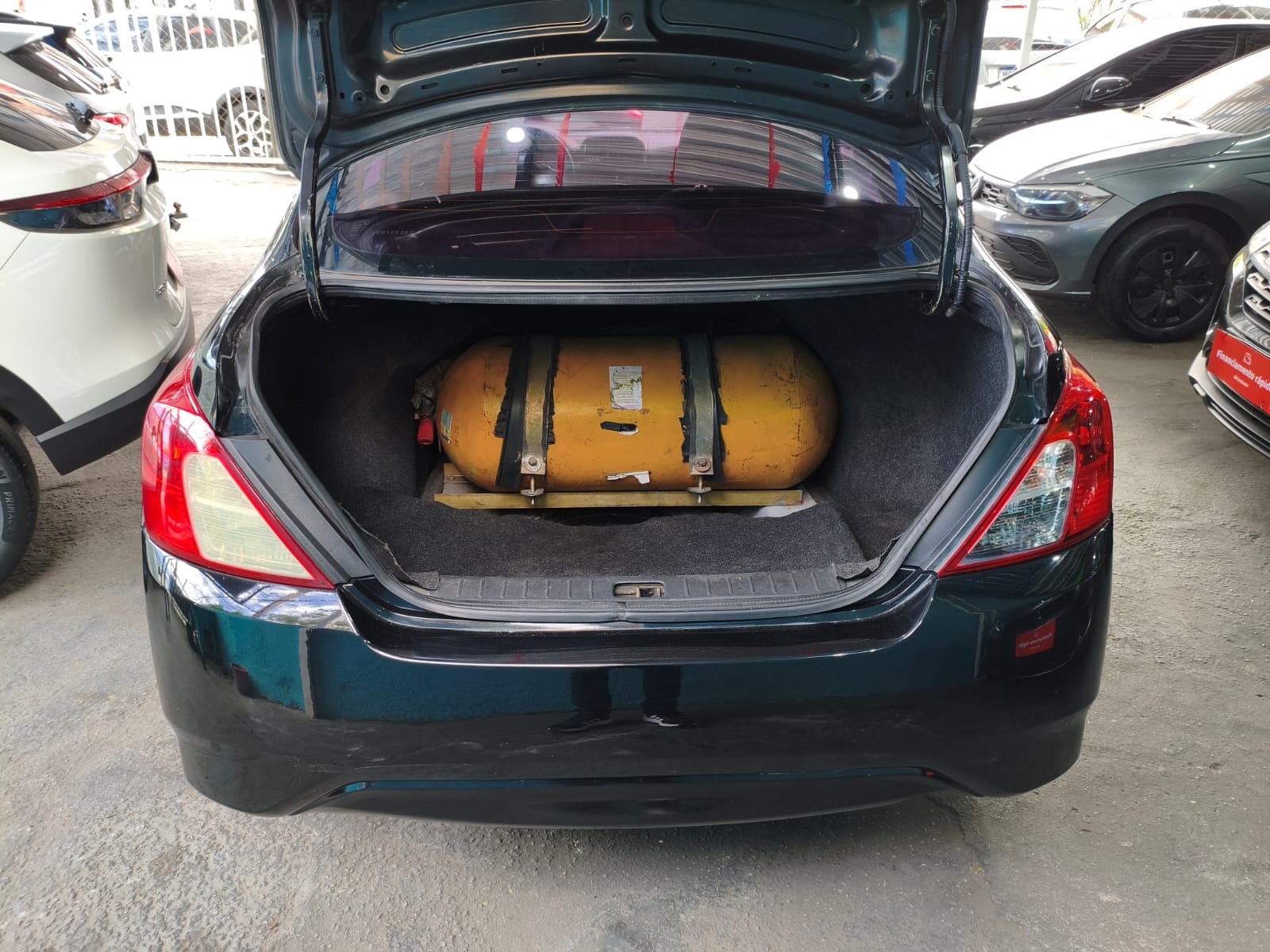 Nissan VERSA 1.0 2019 — foto 4