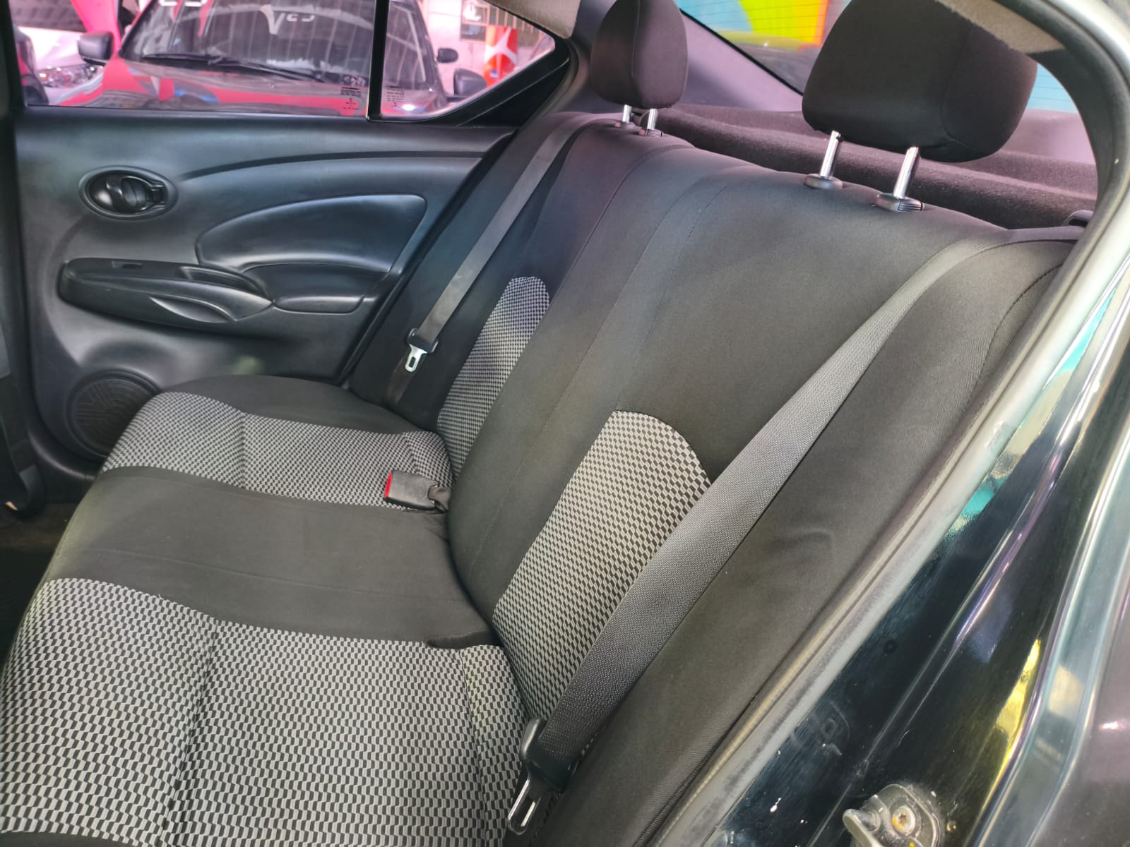 Nissan VERSA 1.0 2019 — foto 9