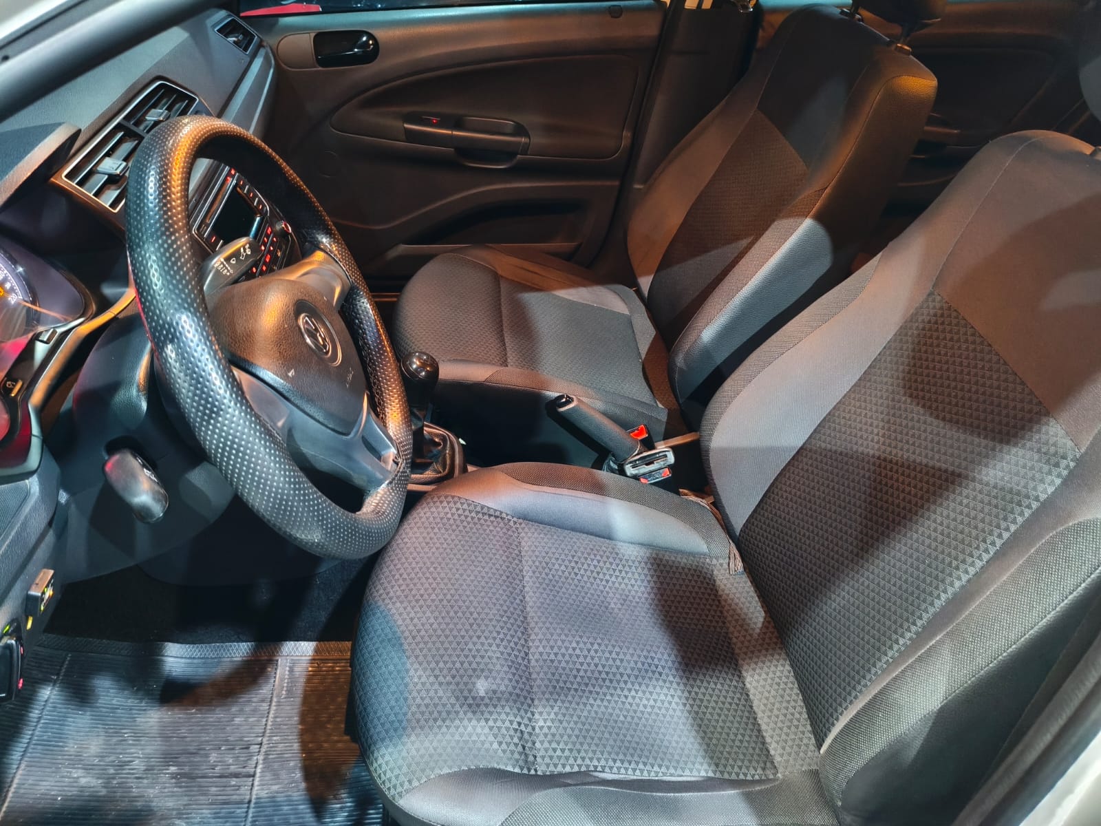 Volkswagen VOYAGE MPI 2023 — foto 8