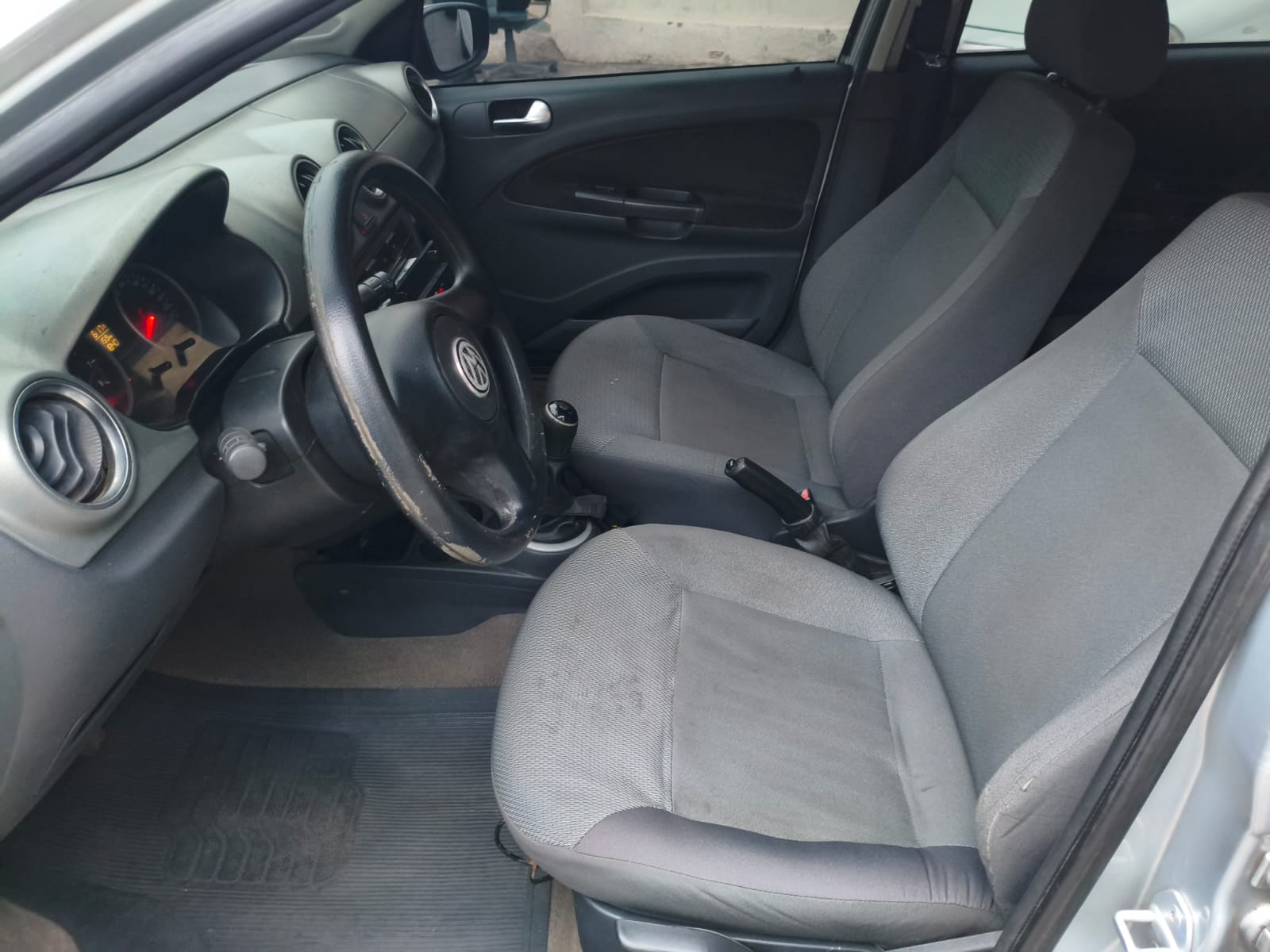 Volkswagen VOYAGE 1.6 COMFORTL 2010 — foto 9