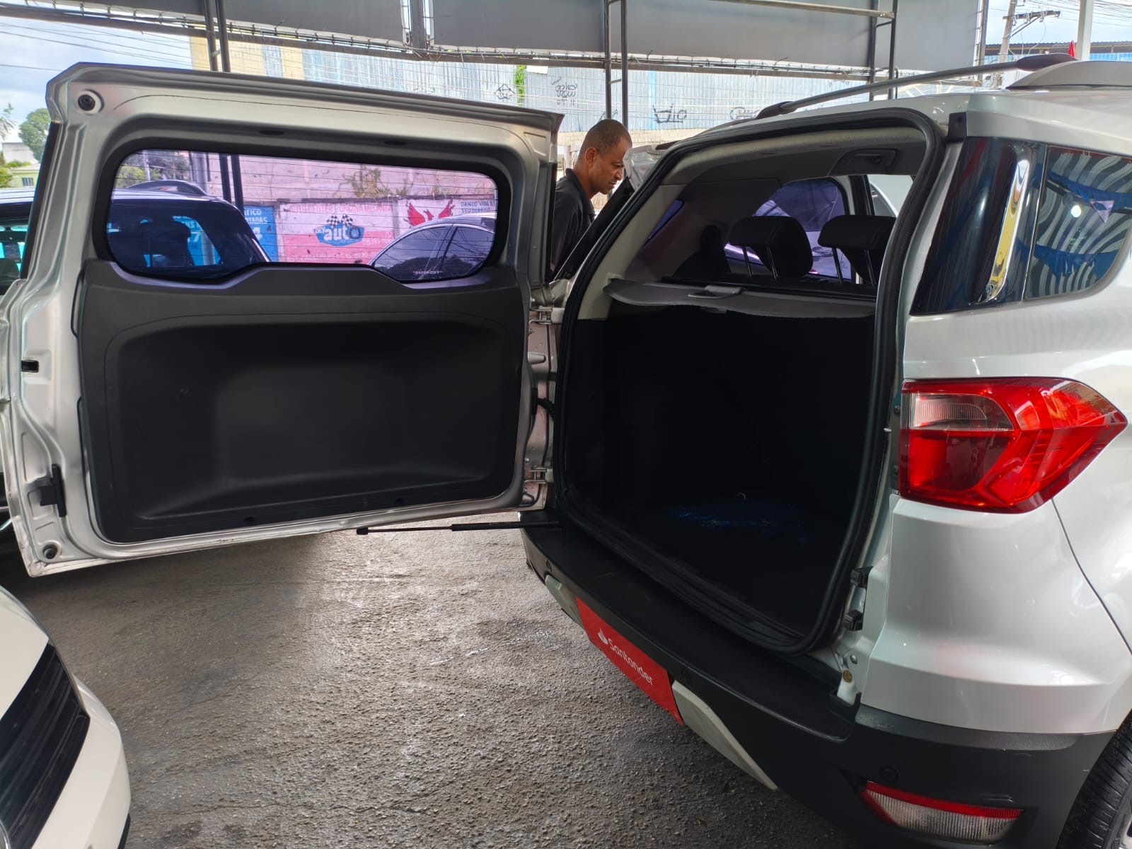 Ford ECOSPORT 2015 — foto 14